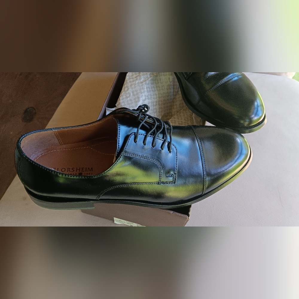 Men's Black Leather Dress Shoes